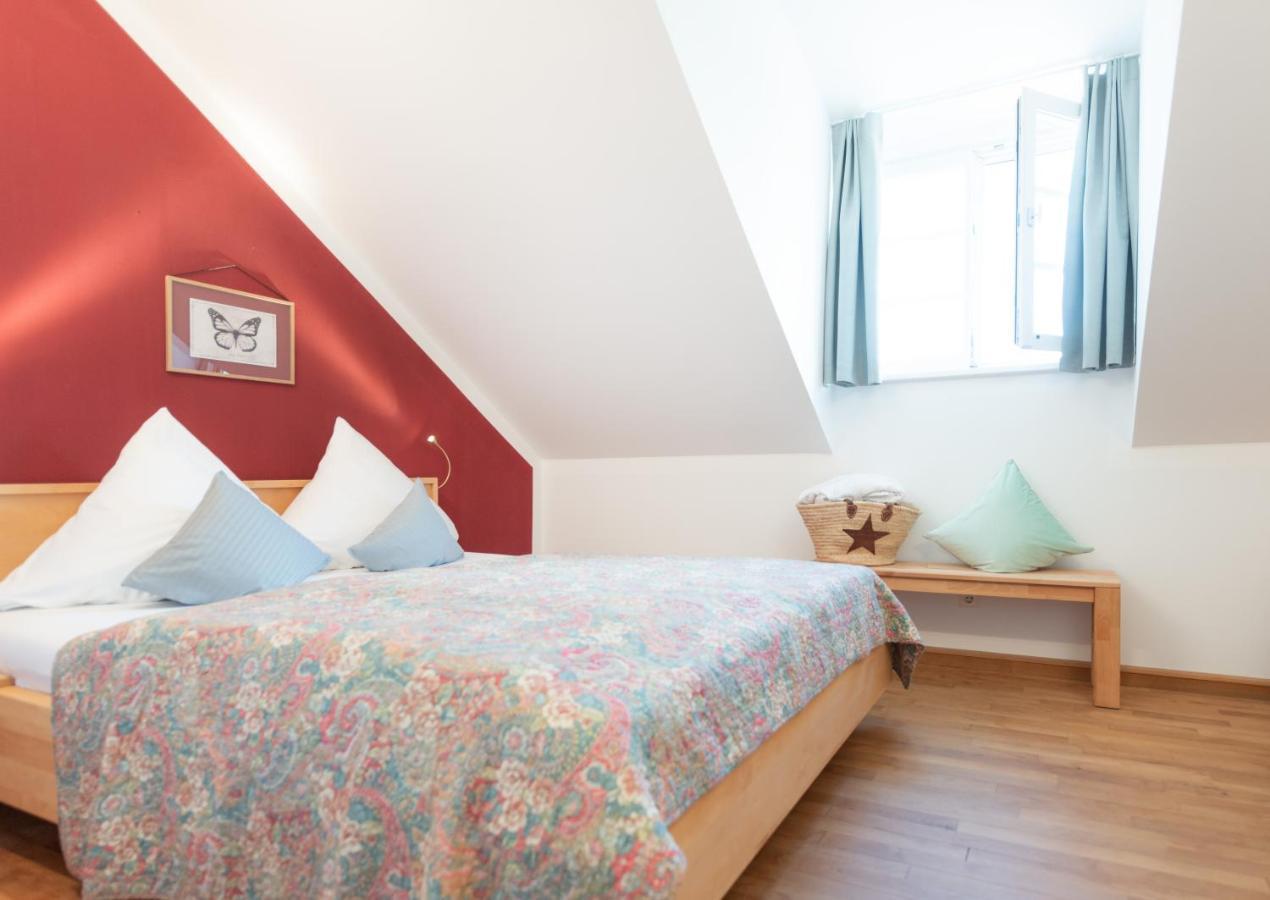 Biohotel Schlossgut Oberambach Ngoại thất bức ảnh