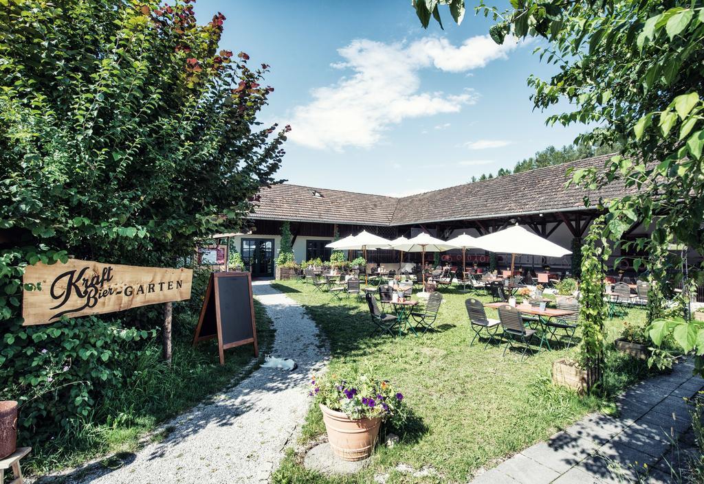 Biohotel Schlossgut Oberambach Ngoại thất bức ảnh
