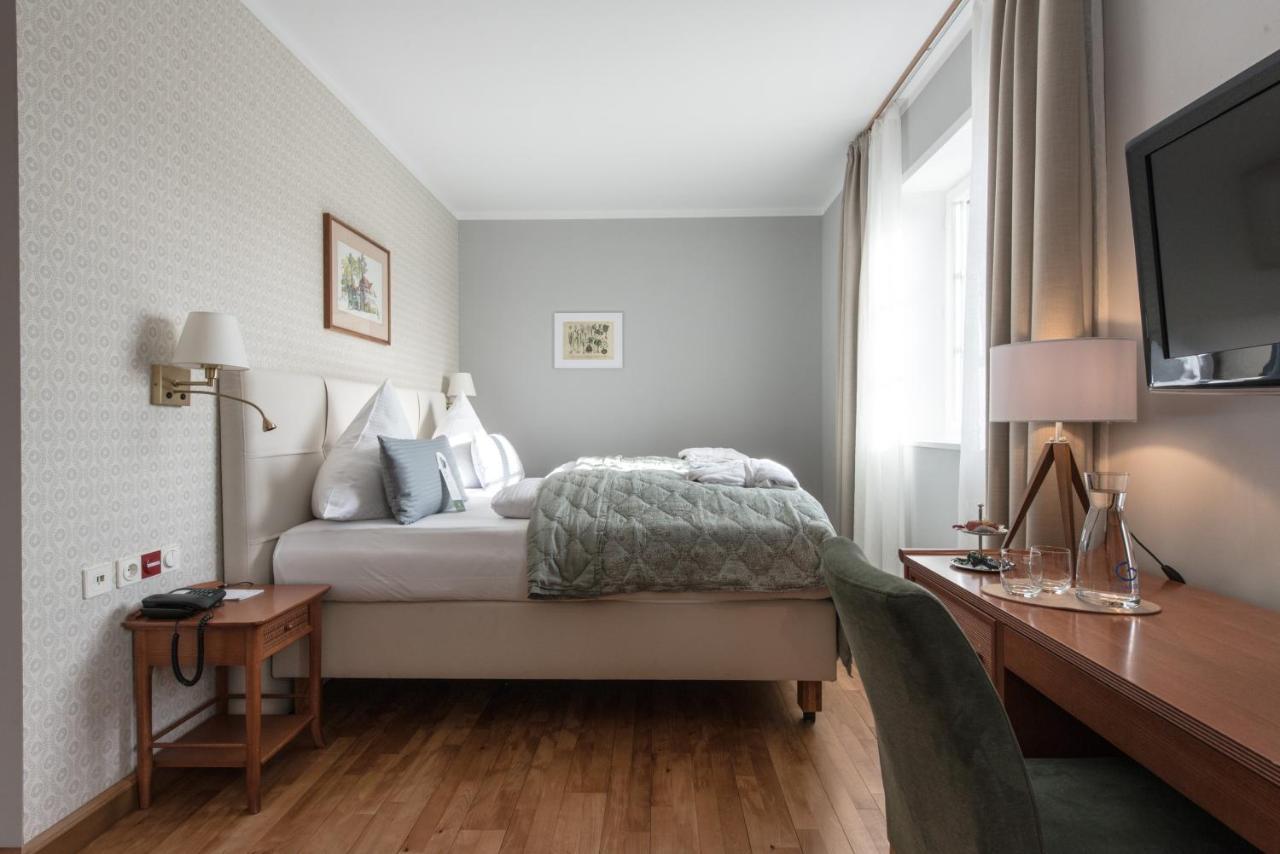 Biohotel Schlossgut Oberambach Ngoại thất bức ảnh